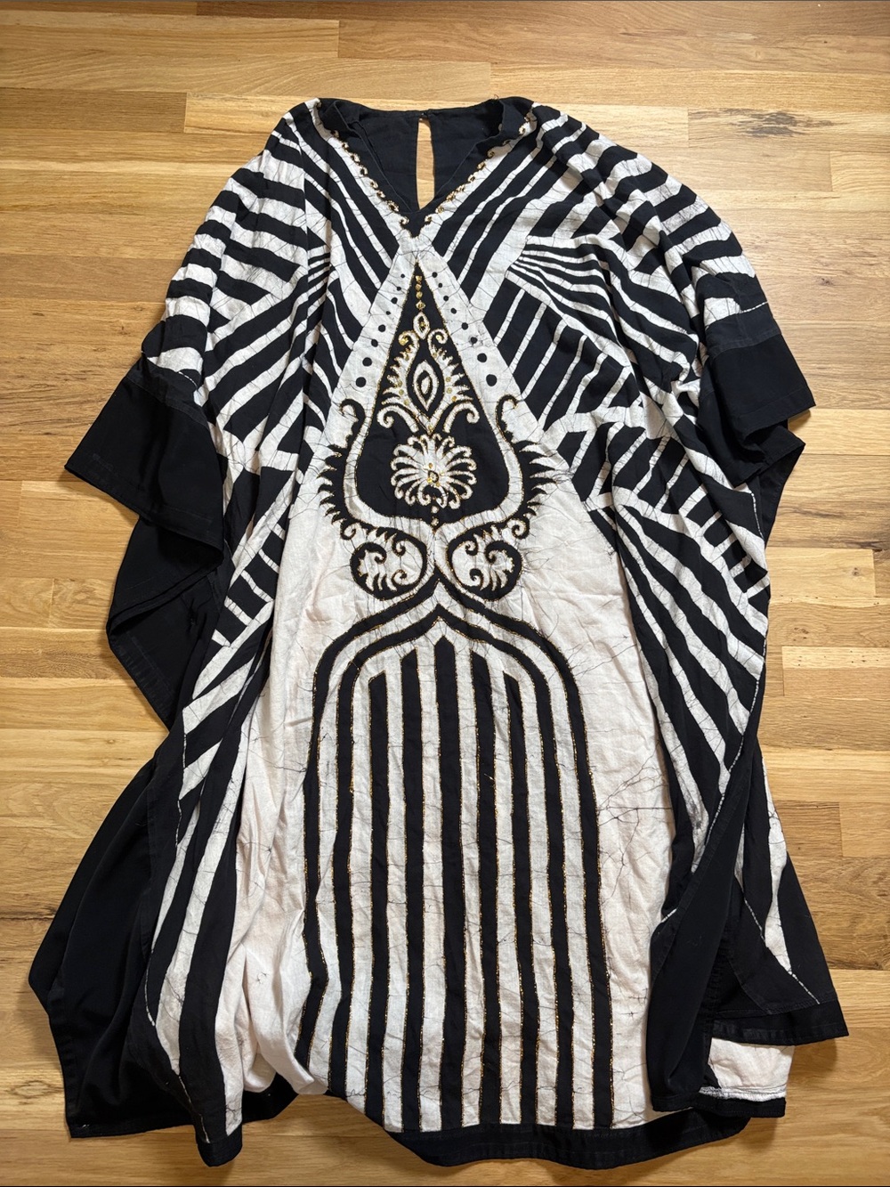 MCM Ramona Rull Batik Cotton Kaftan Black & White Muumuu Boho House Dress